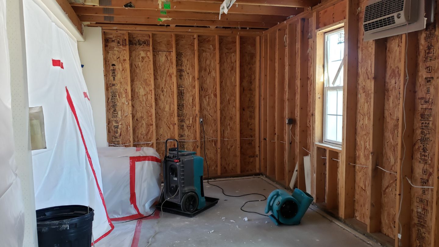 Steps in the Water Damage Restoration Process